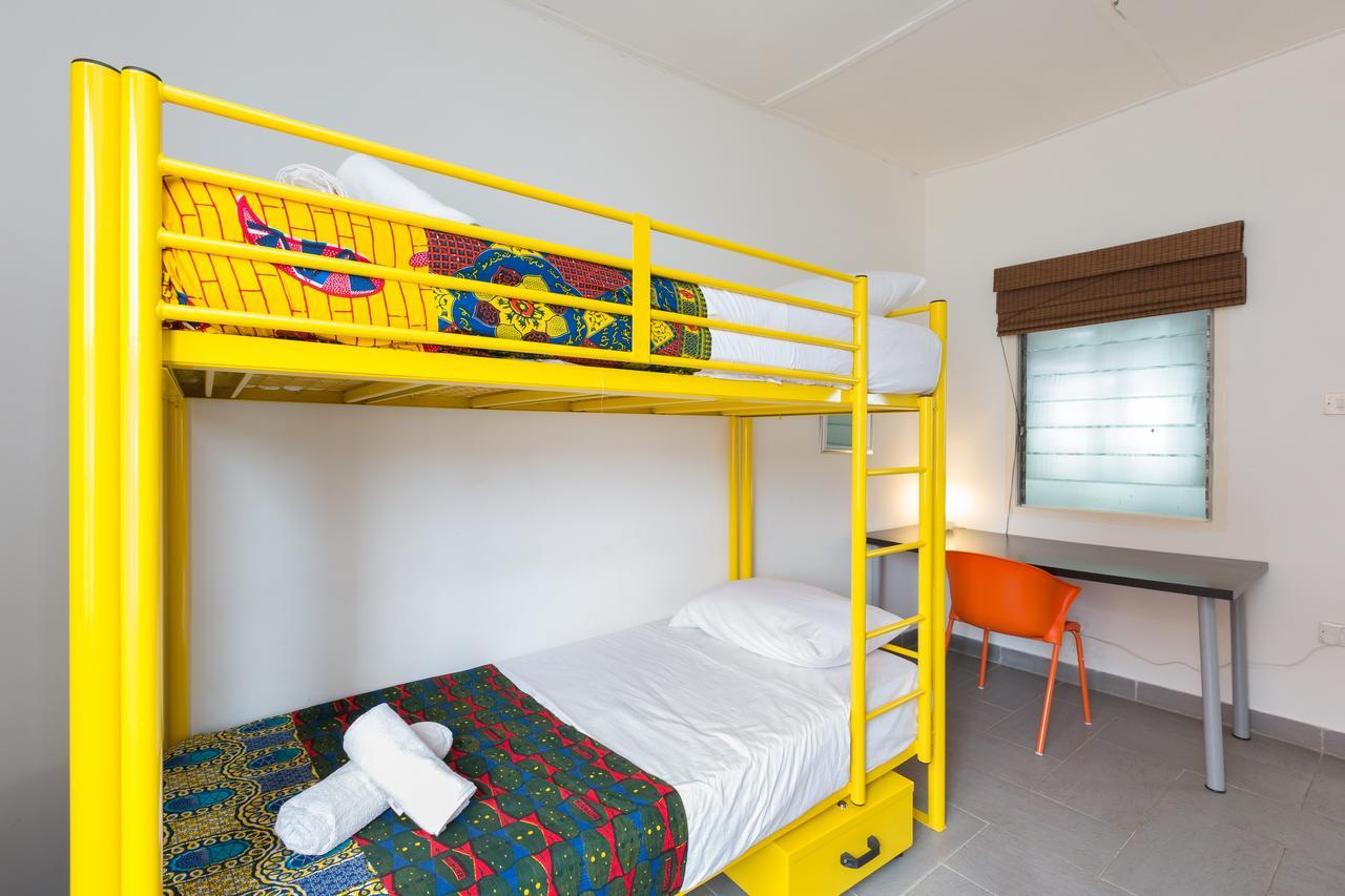 Agoo Hostel (Adults Only) Accra Szoba fotó