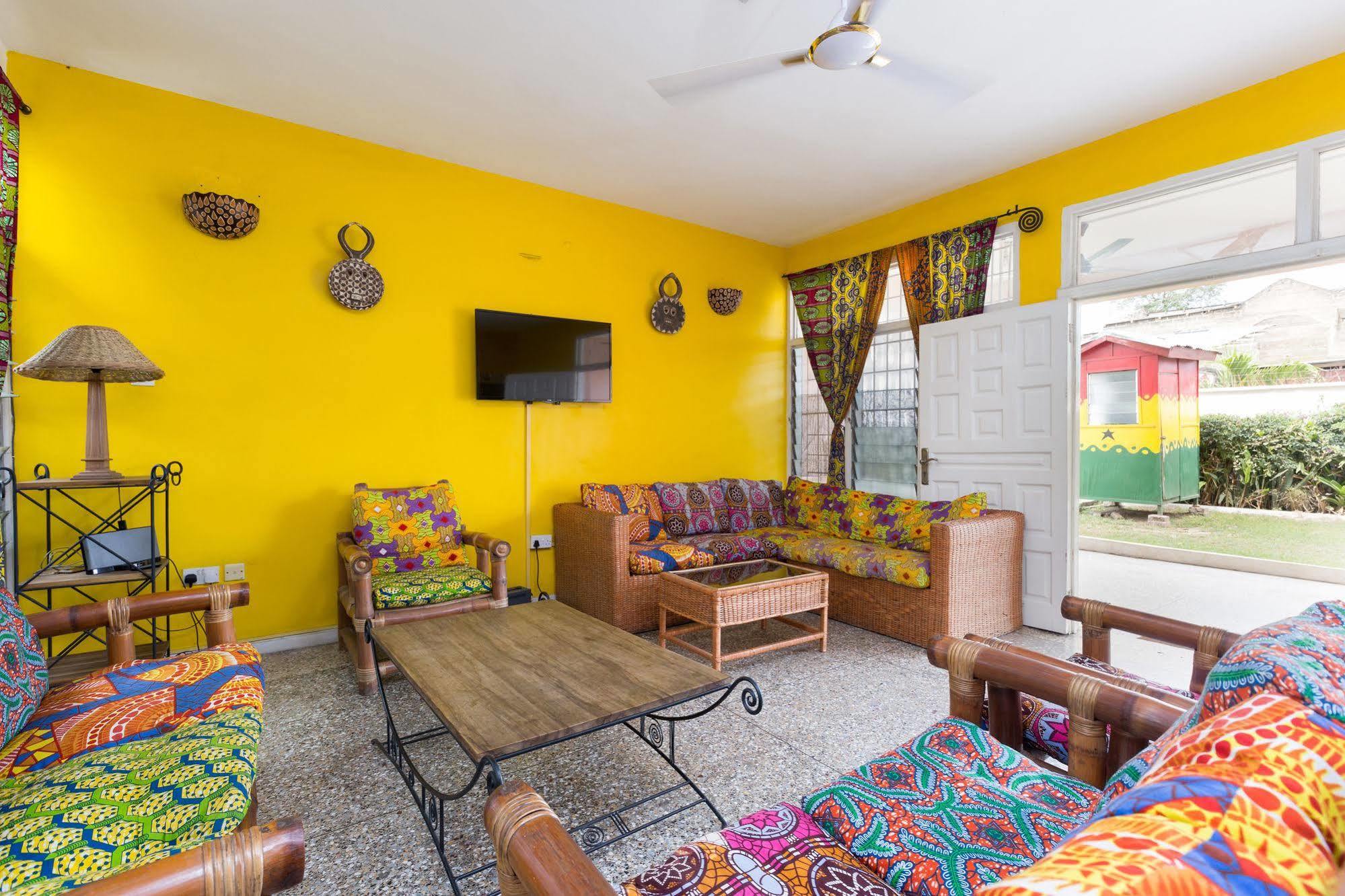 Agoo Hostel (Adults Only) Accra Kültér fotó