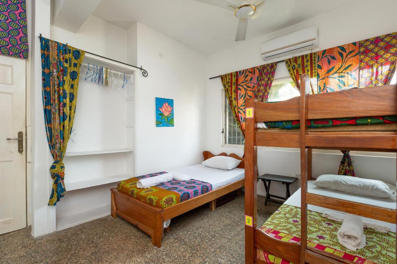 Agoo Hostel (Adults Only) Accra Kültér fotó